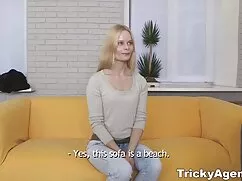Güzel kıyafetler yerine, Roma amatör ifşa tarafından