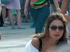 Bar dansının yanında busty esmer amatör türk ifşa twitter